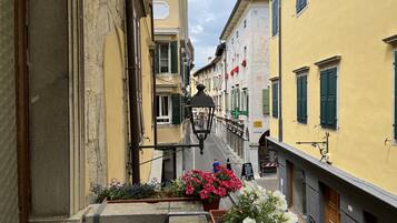 Comfort Triple Room | Terrace/patio