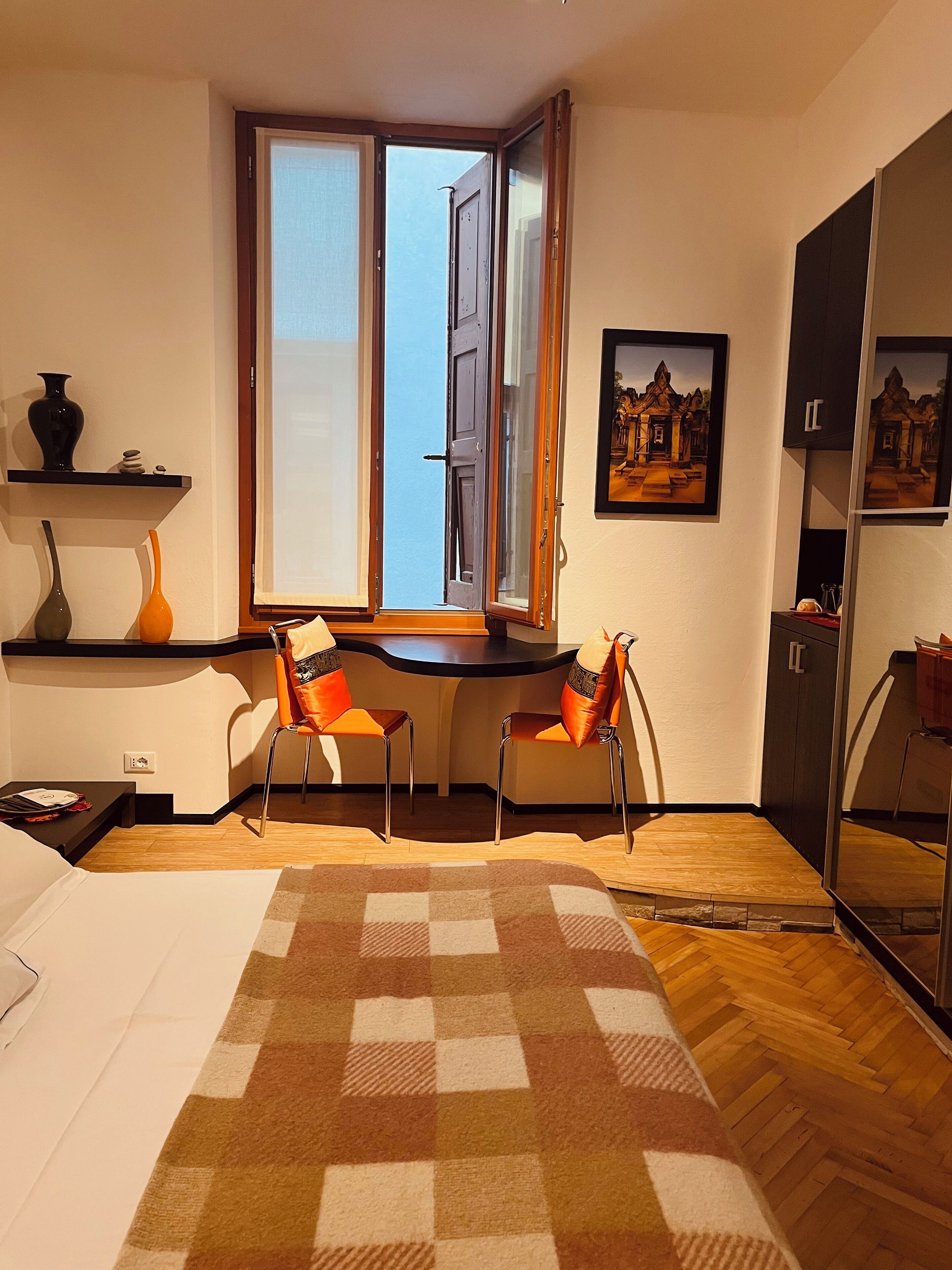 Egyptian cotton sheets, premium bedding, down duvets