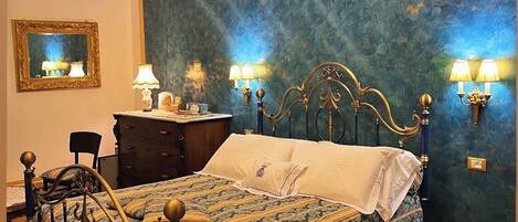 Habitación doble Confort | Sábanas de algodón egipcio, ropa de cama de alta calidad y edredón