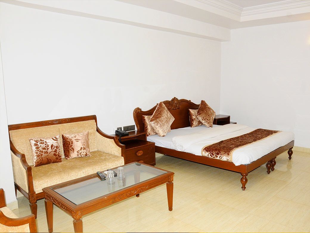 Rollaway beds, free WiFi