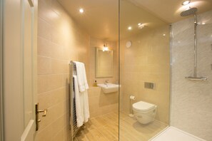 Bathroom - The Cornmill Stable Cottages (York)