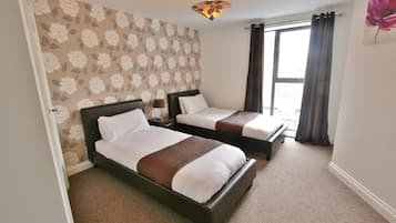 مكواة/لوح كي وواي فاي مجانًا وملاءات أسرّة