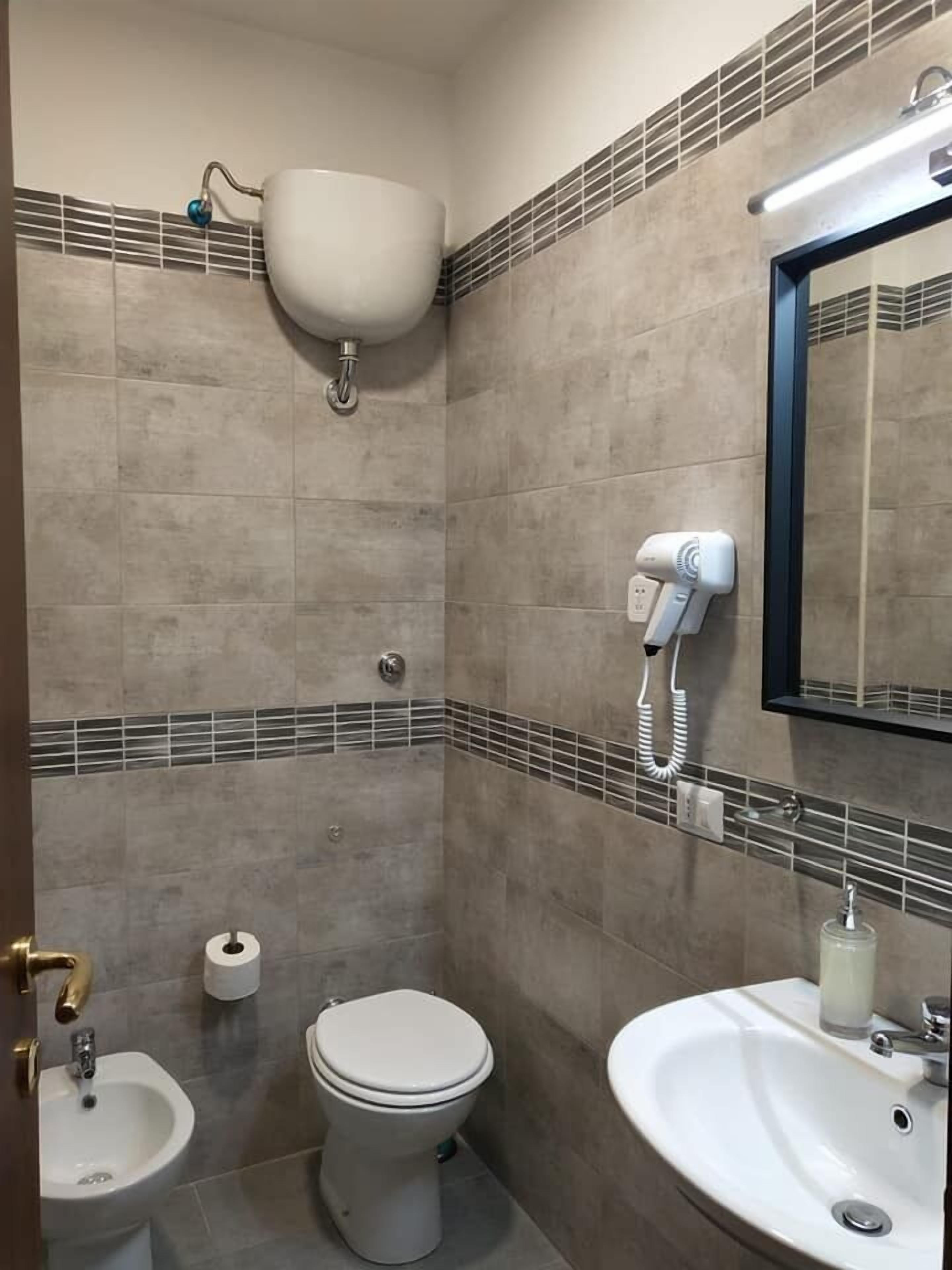 Photo - Seven Miracles Inn