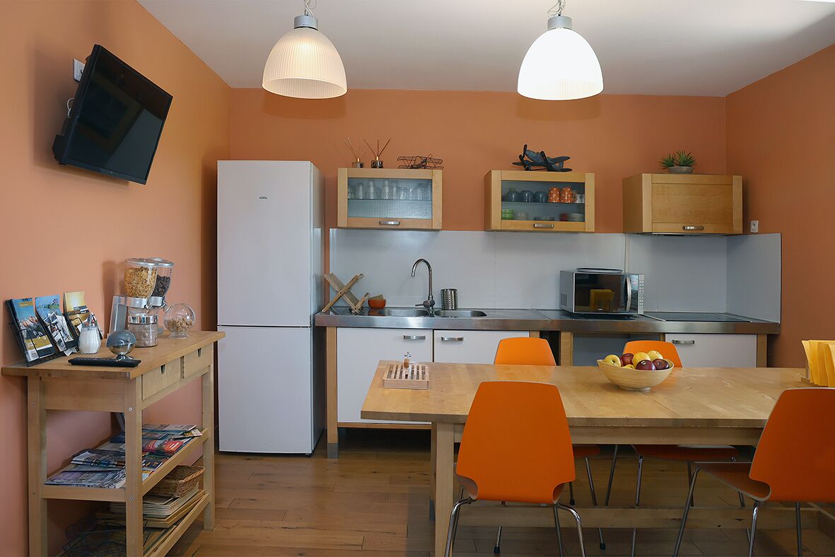 Chambre Double (Salsa) | Cuisine privée | Réfrigérateur dans l'espace commun, micro-ondes dans l'espace commun