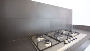 Apartment, 3 Bedrooms | Private kitchen - Mameli (Milan)
