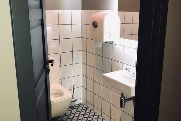 Shower, hair dryer (on request), towels