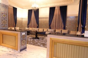 Vila, 4 kamar tidur | Area keluarga | Televisi layar datar 32-inci dengan saluran TV satelit dan TV