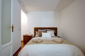 Apartamento, 1 habitación | 1 dormitorio, tabla de planchar con plancha, wifi gratis y ropa de cama
