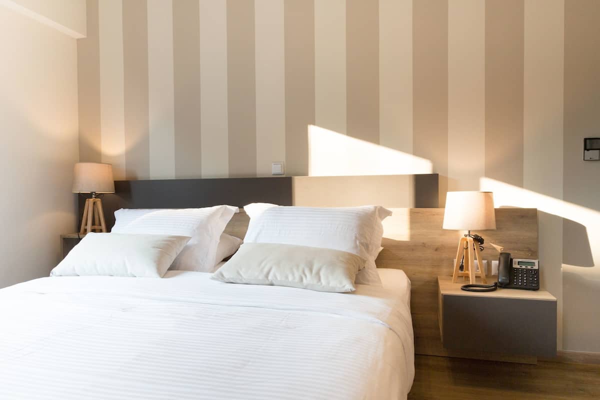 Business Single Room | In-room safe, desk, laptop workspace, soundproofing