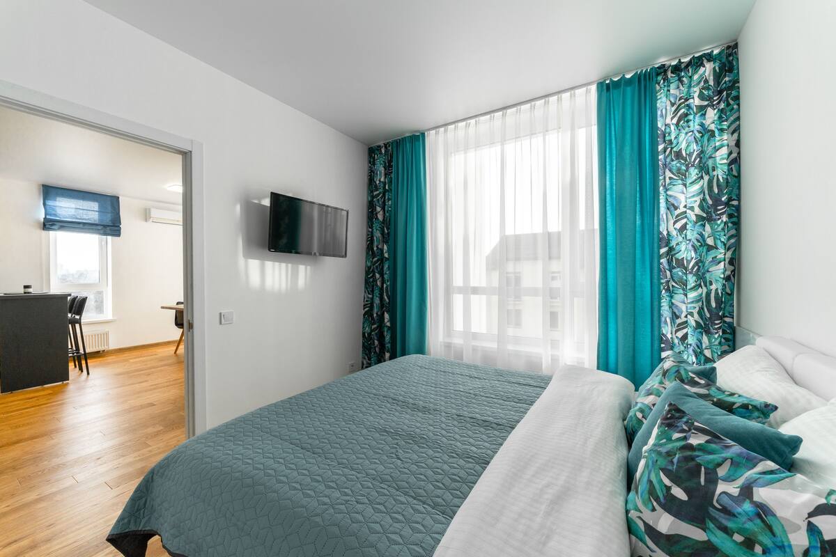 Superior Apartment (Miami) | Premium bedding, Select Comfort beds, desk, blackout drapes