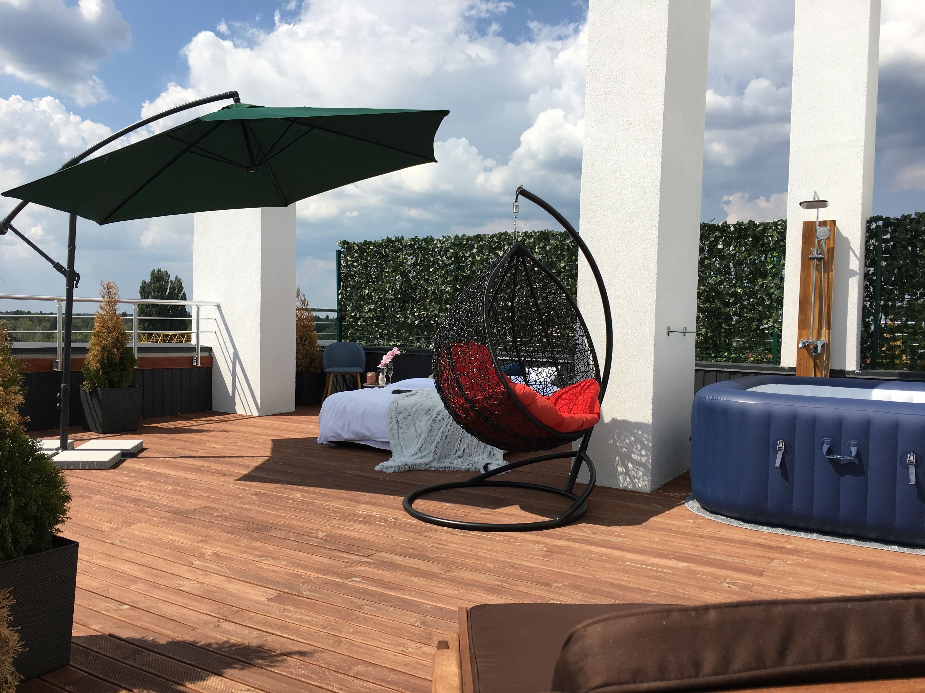 أغطية فراش متميزة وأسرّة سليكت كومفورت وبديكورات فريدة لكل غرفة