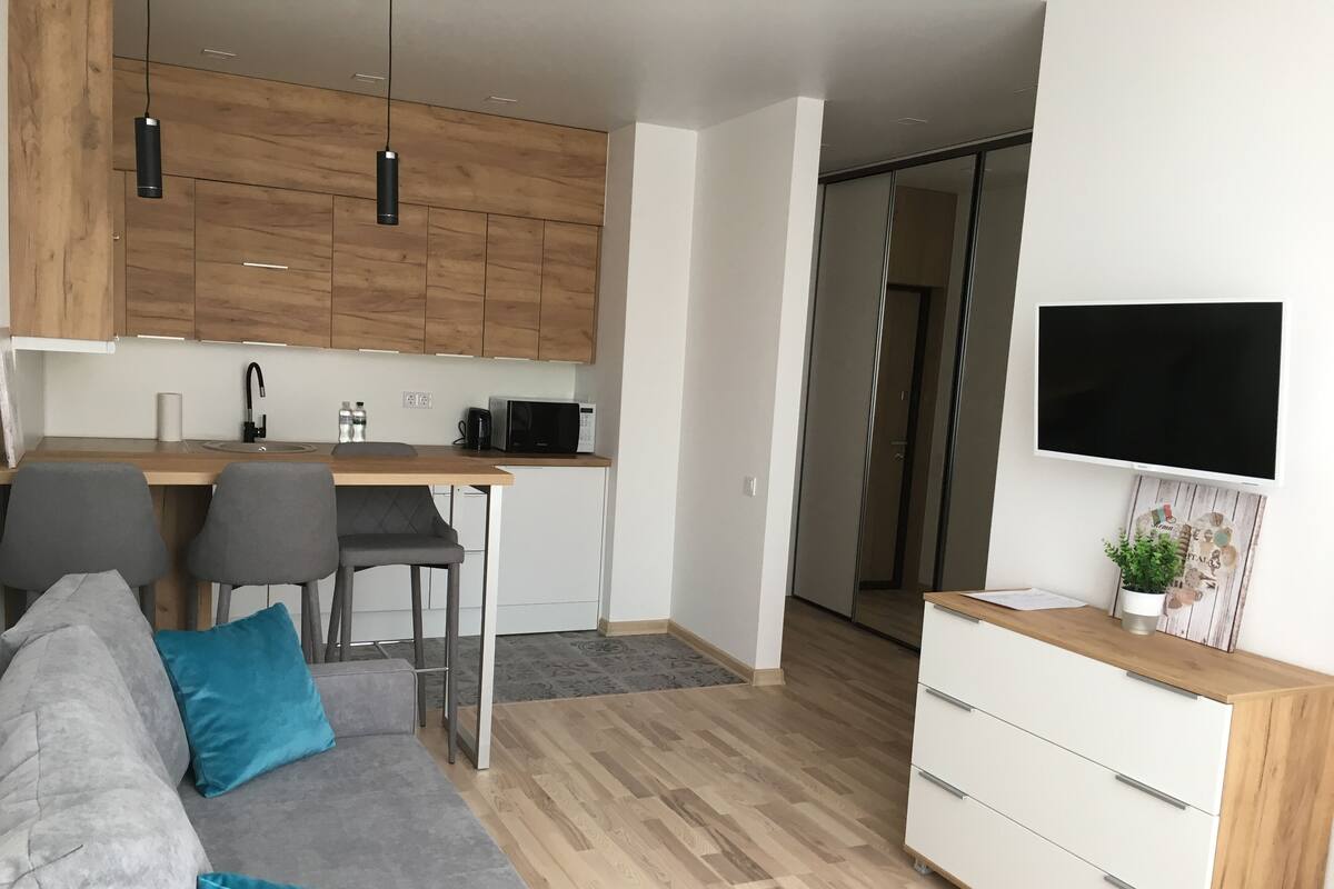 Studio (Blue Glow) | 1 bedroom, premium bedding, Select Comfort beds, individually decorated