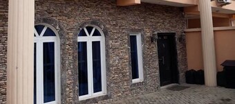 Perfect Havens at Agungi