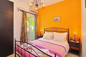 Apartment (4 Pax) | Soundproofing, iron/ironing board, free WiFi, bed sheets - Mimoza Rooms (Milos)