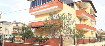 Yalcinkaya Pansiyon