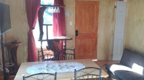 Exclusive Cabin, Garden View | Living area