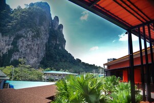 Superior Room with Mountain View Wing A | View from room