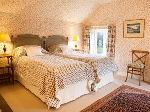 Zweibettzimmer, eigenes Bad (Pink Room)