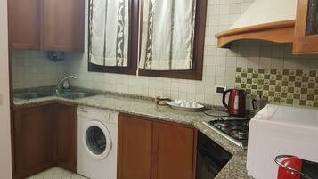 Apartamento, 2 quartos | Cozinha privada