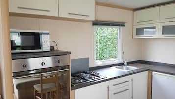 Microwave, oven, stovetop, electric kettle