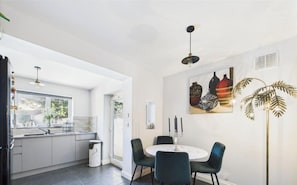 Apartment, 3 Bedrooms | Private kitchen | Fridge, microwave, electric kettle, cookware/dishes/utensils -  Central Serviced Apartments (Cheltenham)