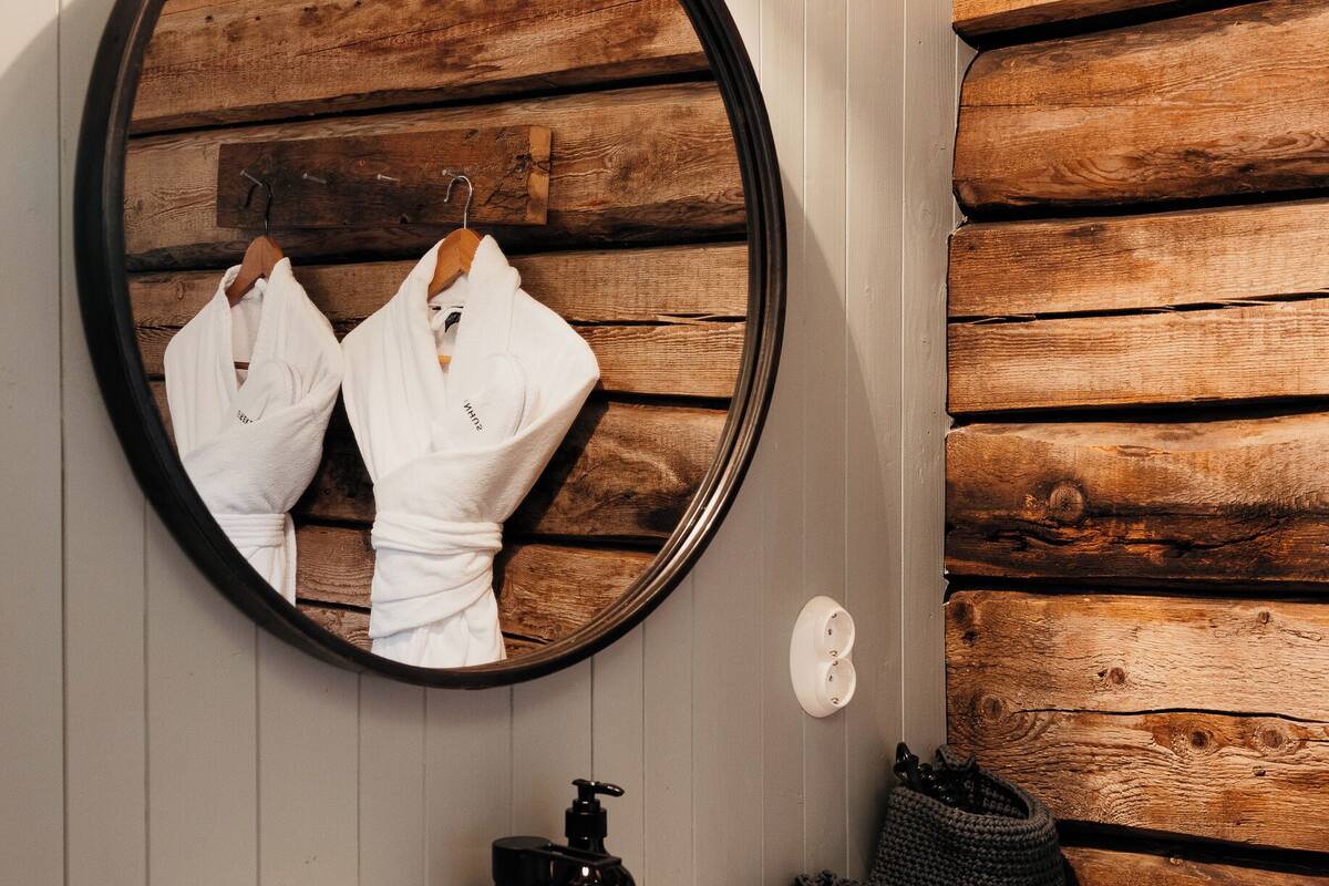 harbour - cabin suite plus | bathroom | shower, designer toiletries, hair dryer, bathrobes