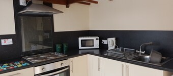 Holly Cottage