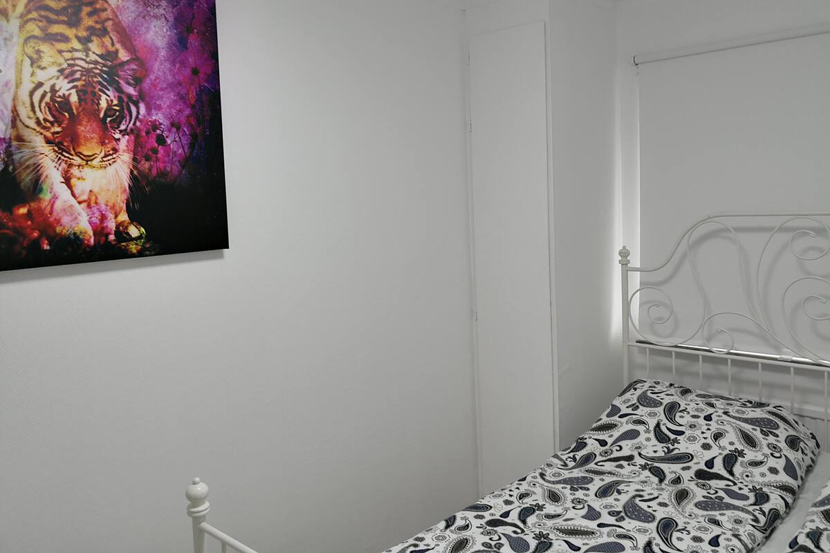 Economy Double Room | Blackout curtains, free WiFi, bed sheets