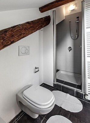 Apartment, 1 Bedroom | Bathroom