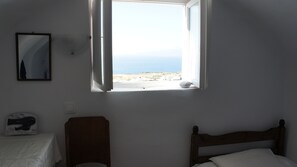 Standard Room (Sea View from Terrace) | Iron/ironing board, free WiFi, bed sheets - Marcos Rooms (Santorini)