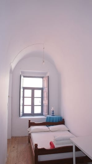 Standard Room (Sea View from Terrace) - Marcos Rooms (Santorini)