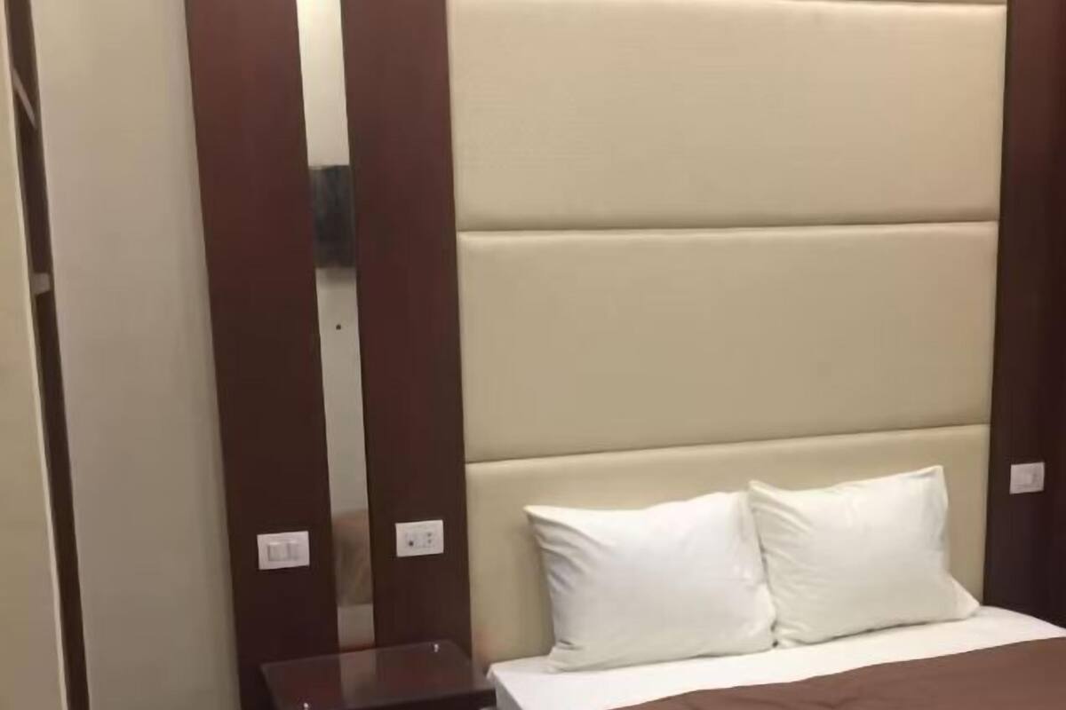 Hypo-allergenic bedding, individually decorated, individually furnished