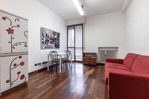 Exterior detail - Scarampo (Milan)