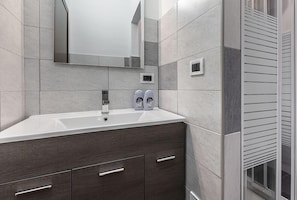 Apartment, 1 Bedroom | Bathroom - Scarampo (Milan)