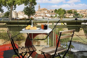 Room 4 : Pierre Paul Riquet, Balcony, The Castelnaudary Grand Bassin View | Balcony