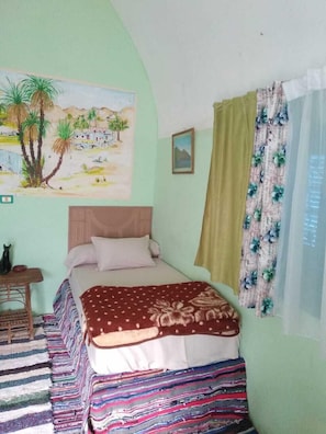 In-room safe, rollaway beds, free WiFi, bed sheets - Aswan Nubian House (Aswan)