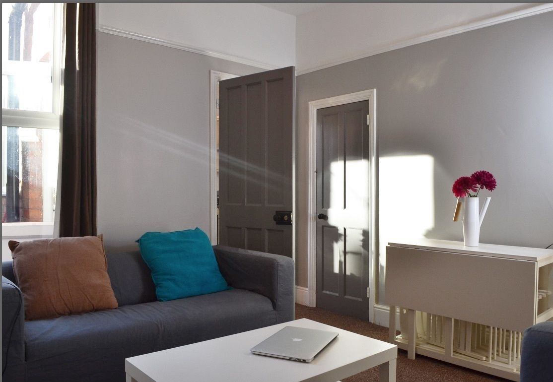 House, 4 Bedrooms | Living room | Smart TV, Netflix