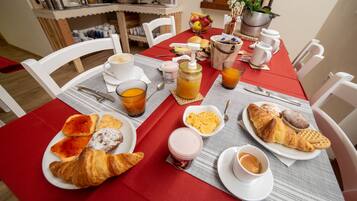 Desayuno buffet incluido todos los días