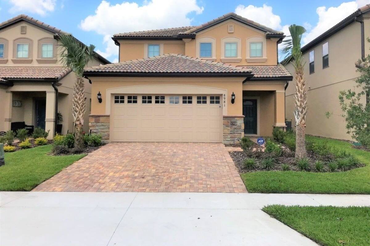 Premium House, Multiple Beds, Non Smoking, Garden View | City view