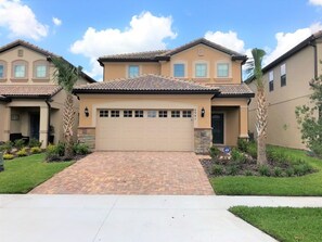 Premium-talo, useita sänkyjä, tupakointi kielletty, näköala puutarhaan | Näkymä kaupungille