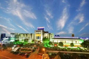 Exterior - Zhongtian Huanghai Hotel (Rudong)