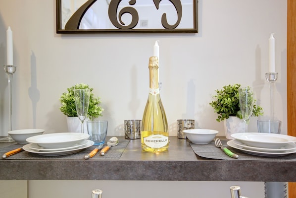 Interior detail - Tiffany (Milan)