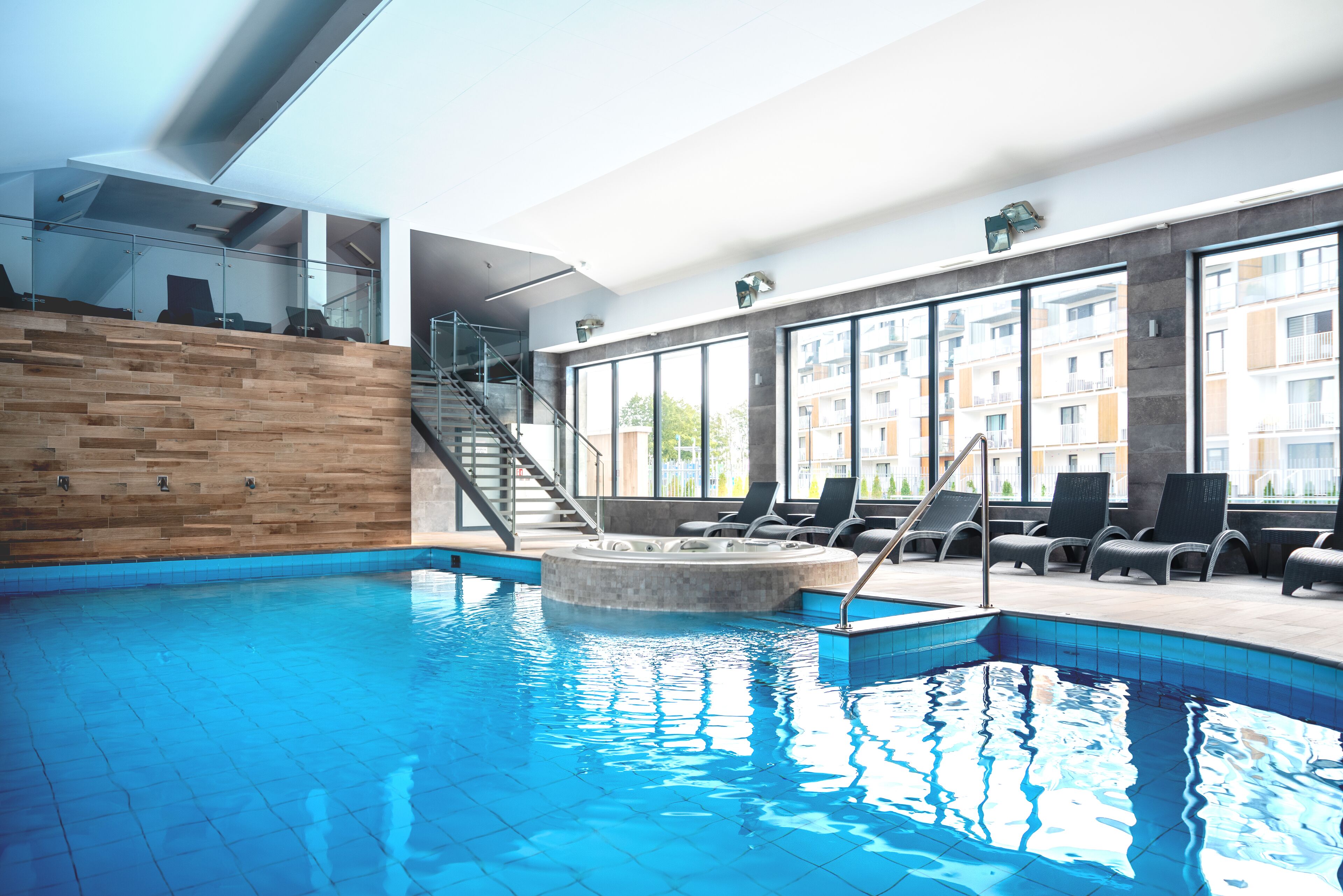 Indoor pool, seasonal outdoor pool, sun loungers