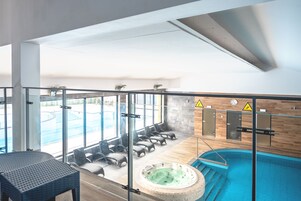 Indoor pool, seasonal outdoor pool, sun loungers