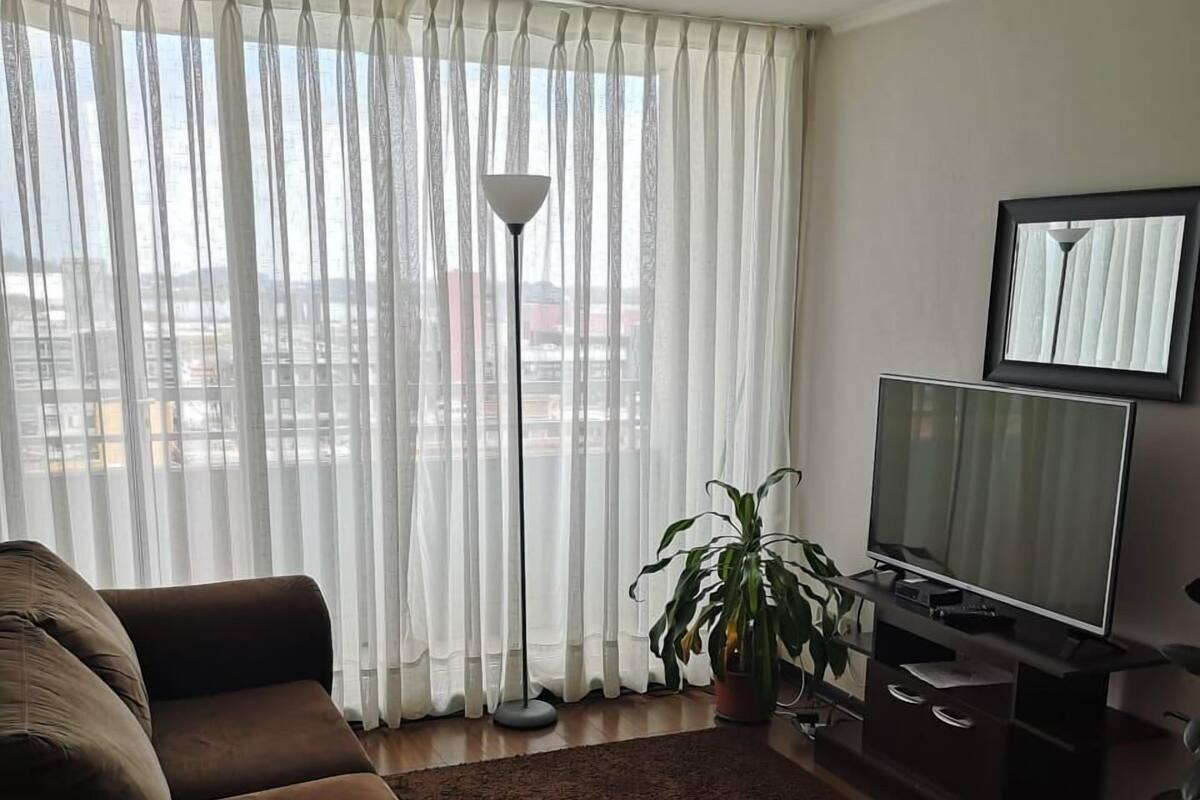 Iron/ironing board, WiFi (free), bed sheets