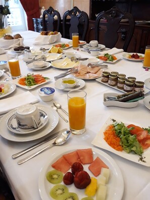 Free daily continental breakfast - Casa Manuel Espregueira E Oliveira (Viana do Castelo)