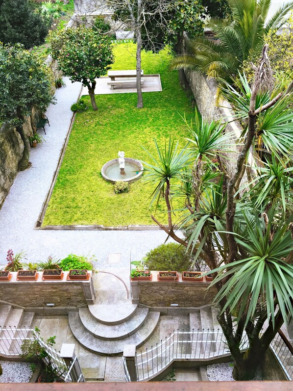 浪漫雙人房 | 免費 Wi-Fi