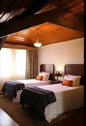 Lydisolert og wi-fi (inkludert)