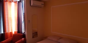 City Apartment, 1 Double Bed, Non Smoking | Bathroom