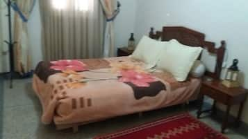 Comfort Apartment, 2 Bedrooms, Non Smoking, City View | Blackout curtains, iron/ironing board, free WiFi, bed sheets